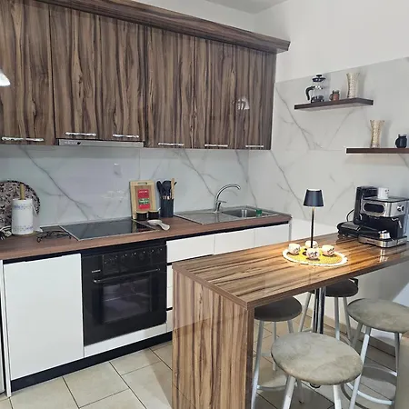 Apartment Bral *