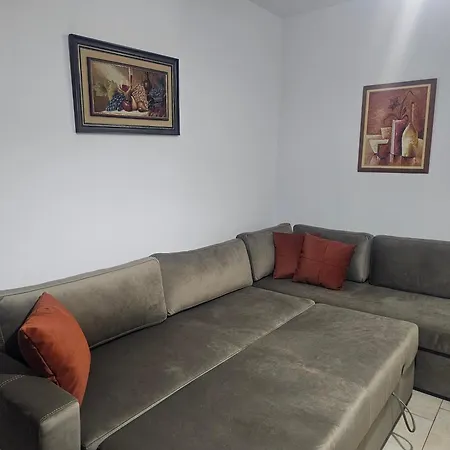 Bral Apartment *
